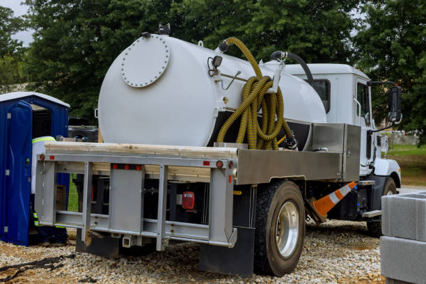 Best Portable restroom trailer rental  in Rose Hill, VA